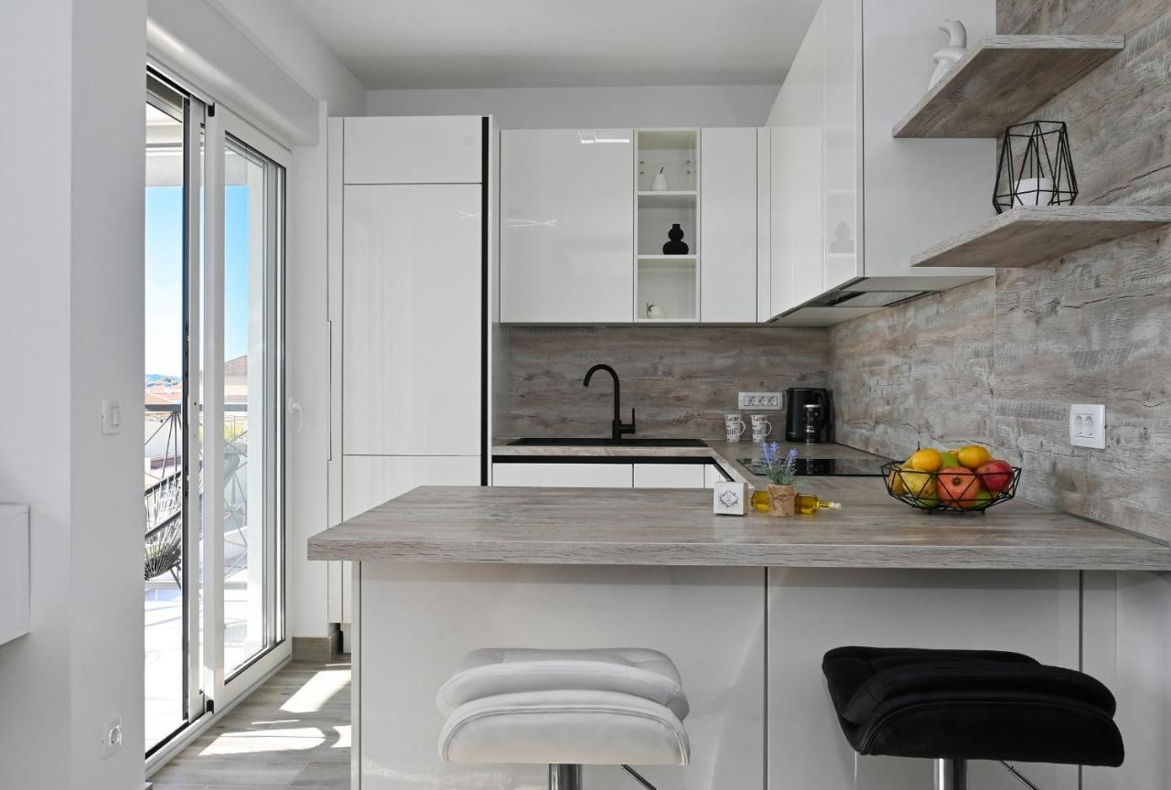 Luxury Apartment White Crystal Kaštela Exterior foto